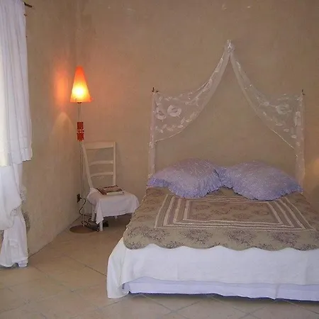 Bed and Breakfast Mas Casta Néa Thueyts Habitación foto