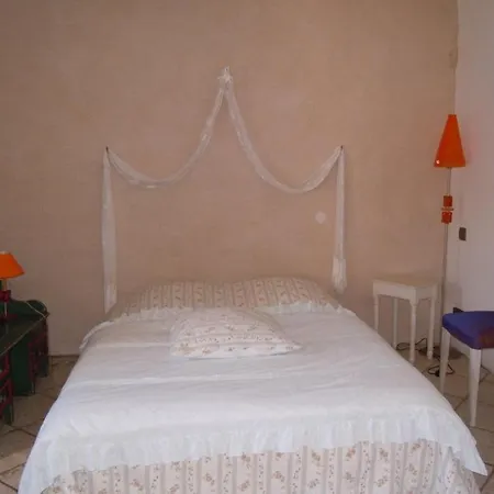 Bed and Breakfast Mas Casta Néa Thueyts Habitación foto